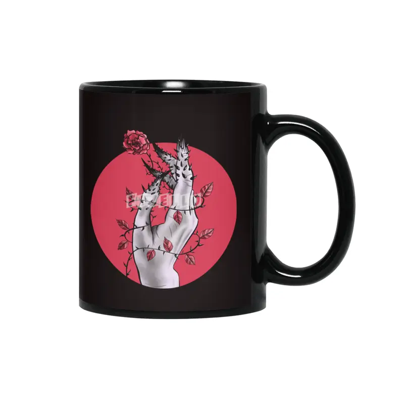 Creepy Hand With Rose And Thorns Gothic Art Siyah Kupa