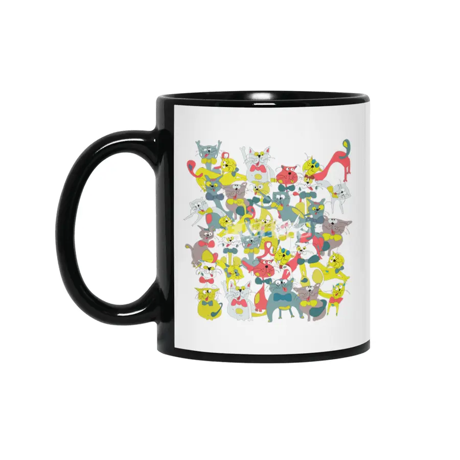 Funny doodle colorful cats.Seamless pattern with funny hand drawn cats Siyah Kupa