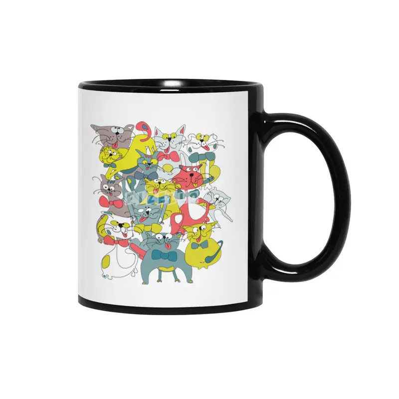 Funny doodle colorful cats.Seamless pattern with funny hand drawn cats Siyah Kupa