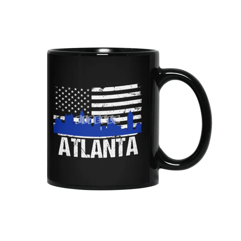 Atlanta City Skyline Silhouette and Distressed American Flag Siyah Kupa