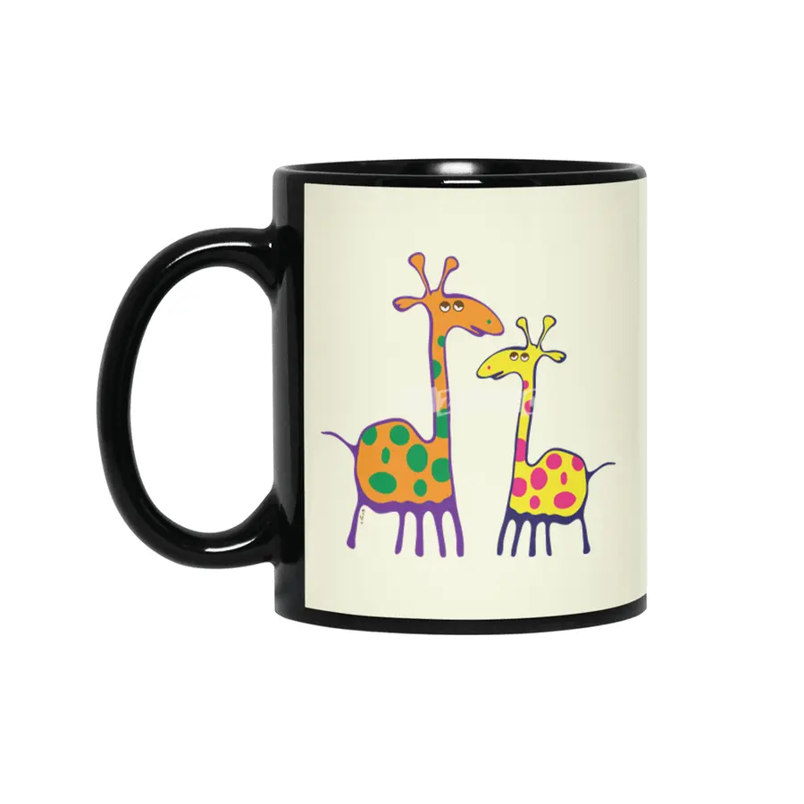 Couple of colorful giraffes Siyah Kupa
