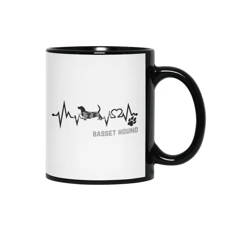 Basset Hound in Heartbeat Siyah Kupa