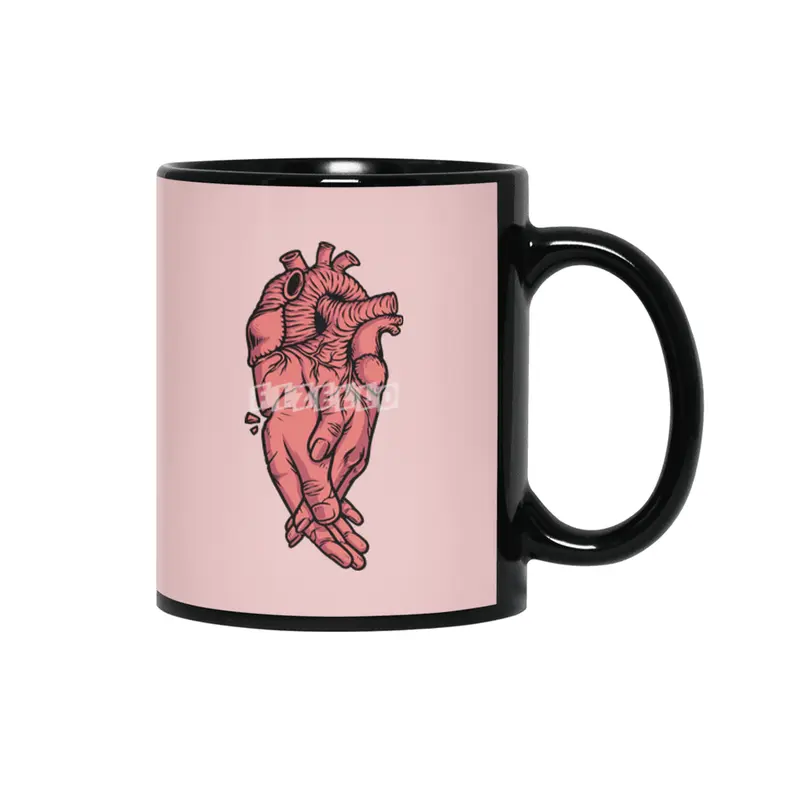 Couple Holding Hands with Heart Siyah Kupa