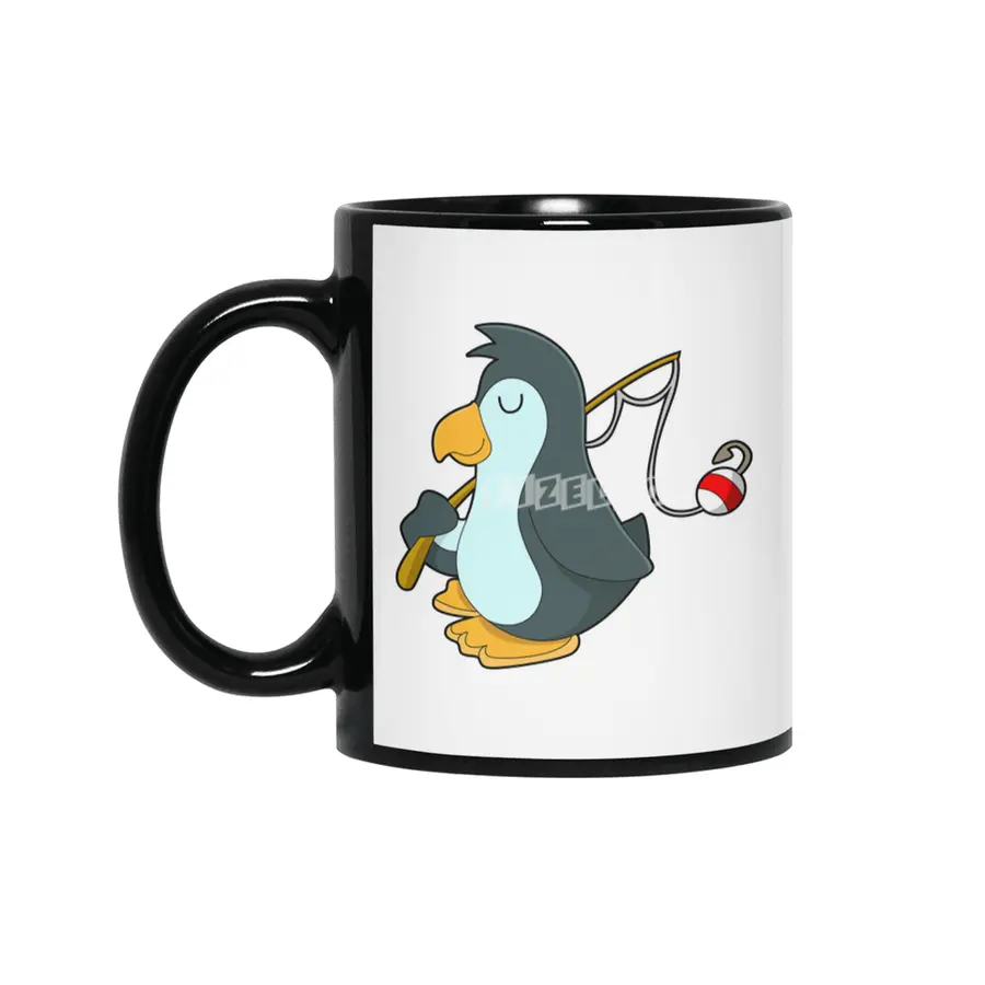 Penguin at Fishing with Fishing rod Siyah Kupa
