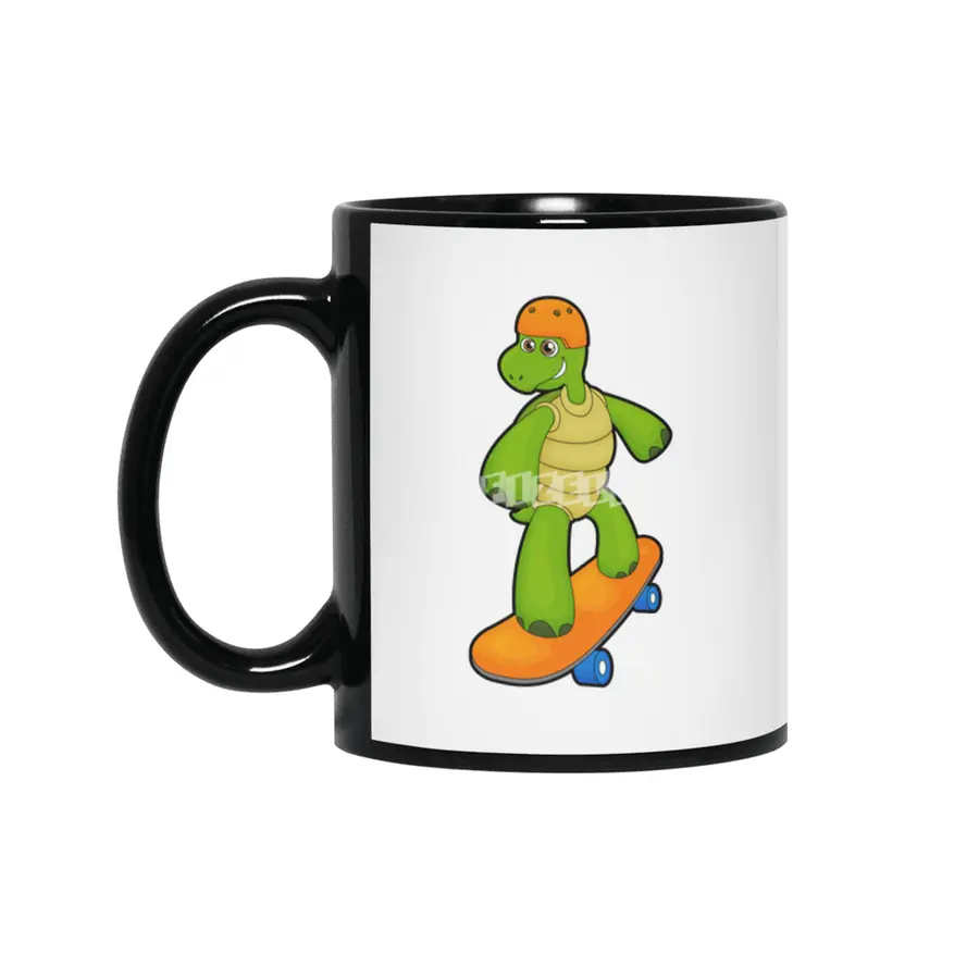 Turtle as Skateboarder with Skateboard & Helmet Siyah Kupa
