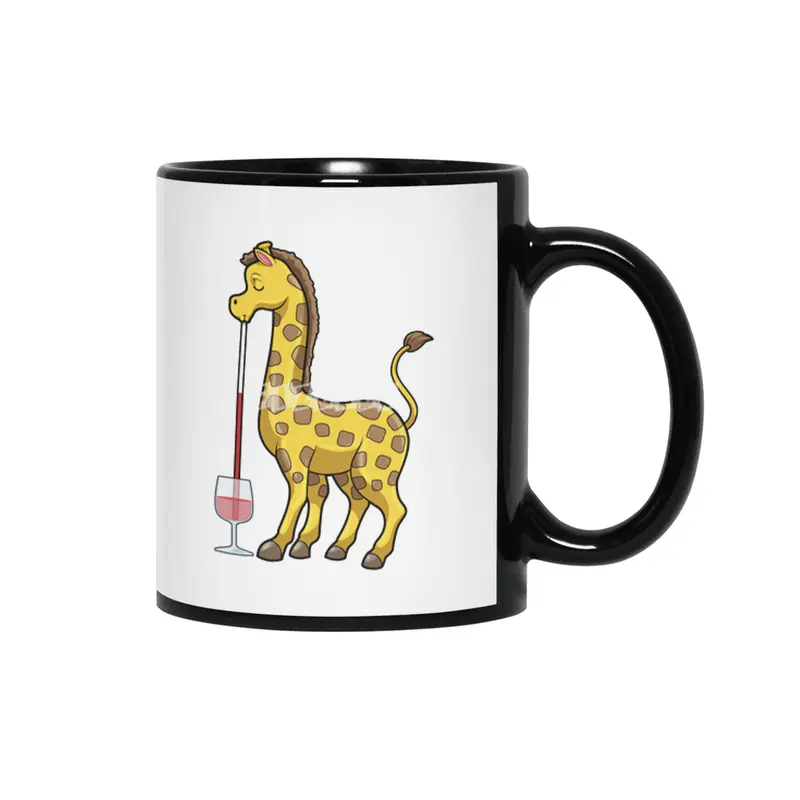 Giraffe at Party with Glass of Red wine Siyah Kupa