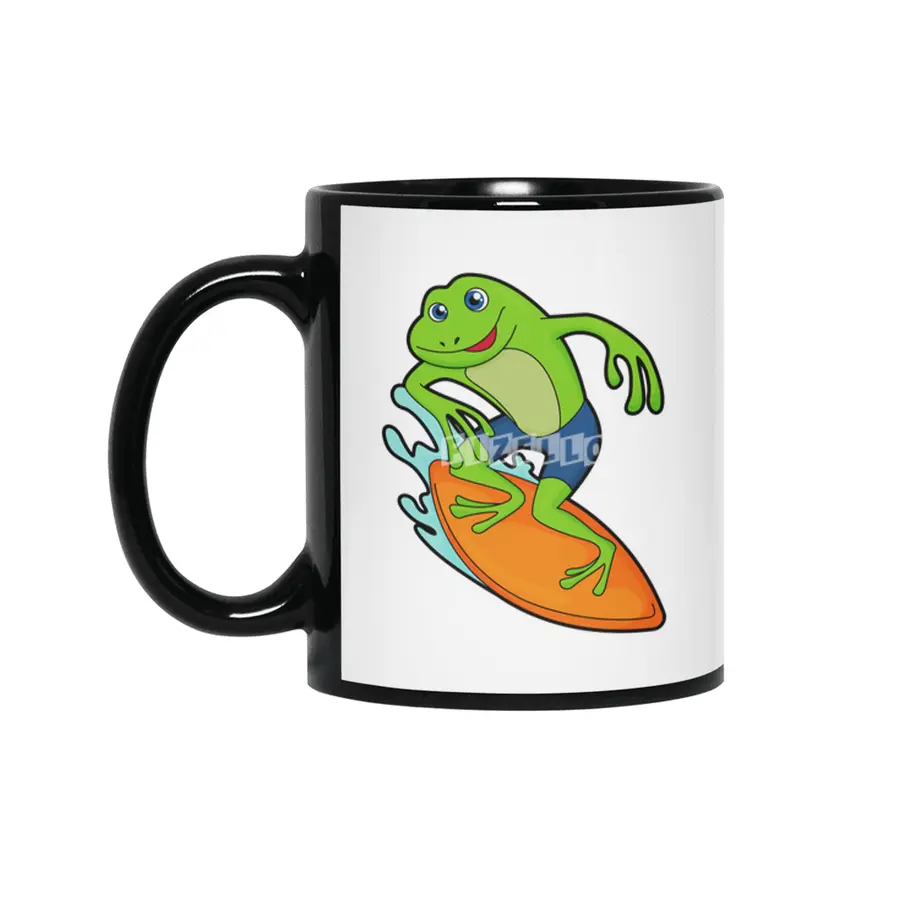 Frog as Surfer with Surfboard Siyah Kupa