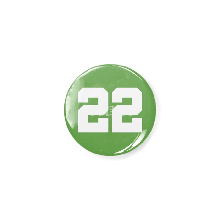 White Number 22 Rozet