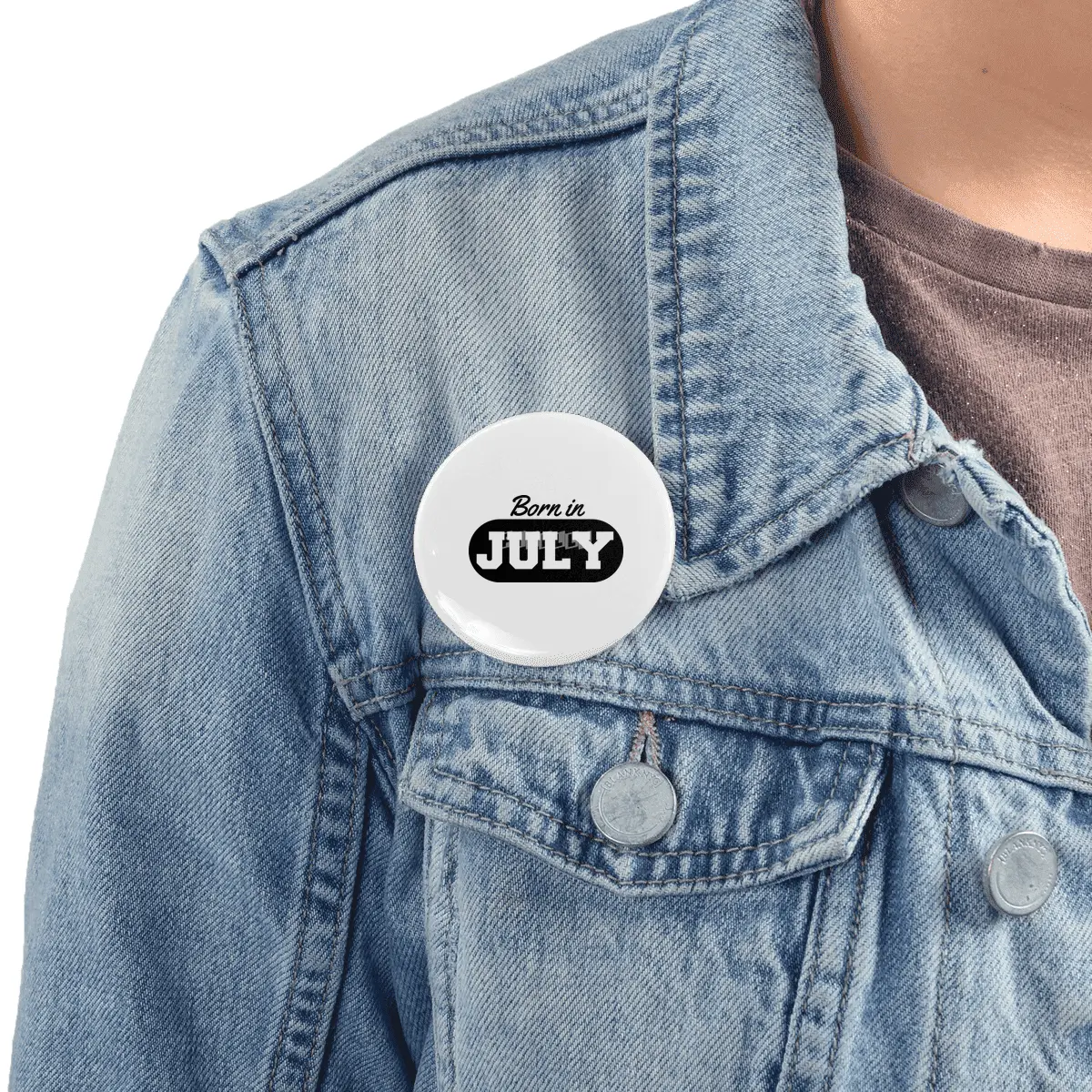Born in July Rozet