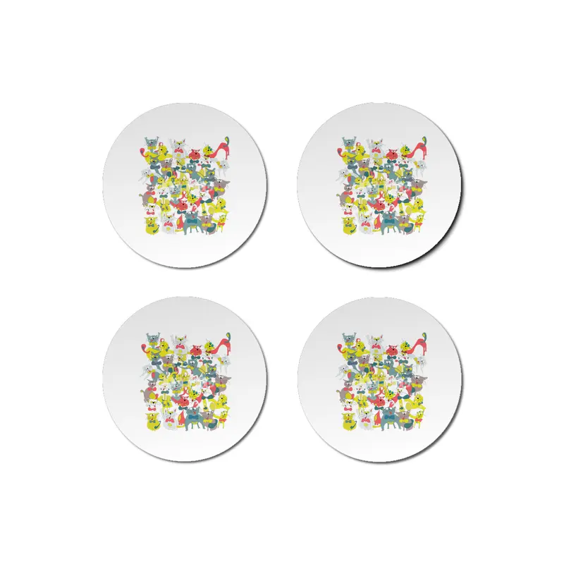 Funny doodle colorful cats.Seamless pattern with funny hand drawn cats Bardak Altlığı