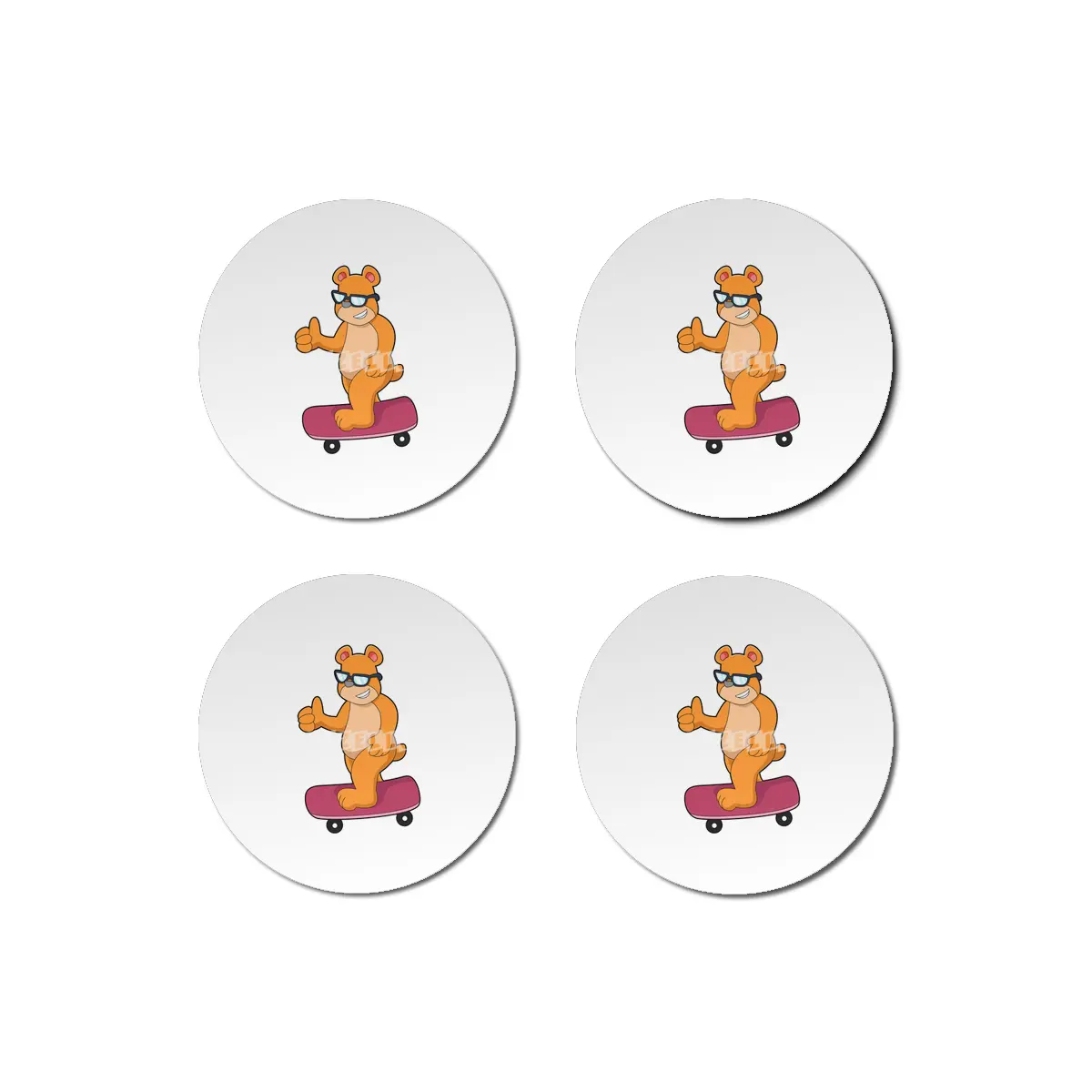 Bear as Skater with Skateboard Bardak Altlığı
