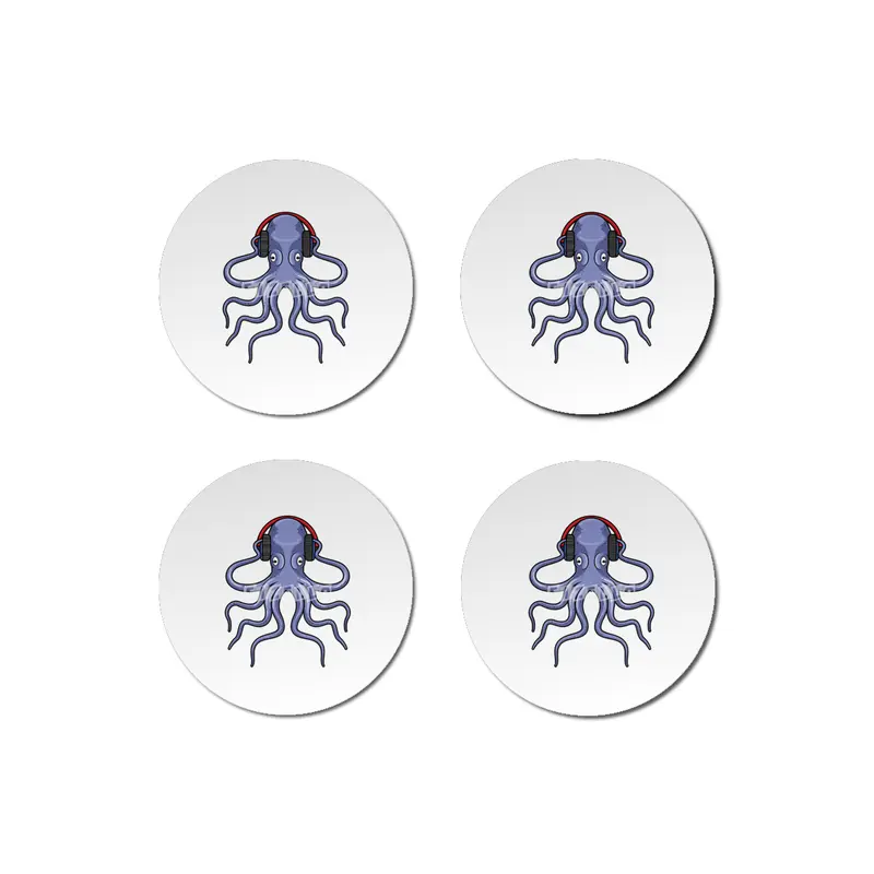 Octopus at Music with Headphone Bardak Altlığı