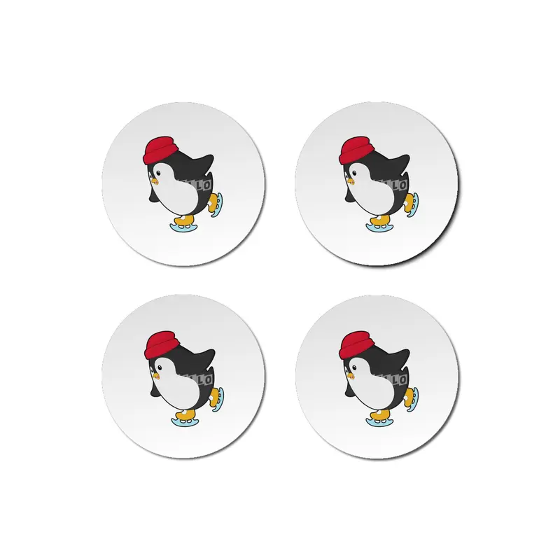 Penguin at Ice skating with Hat Bardak Altlığı