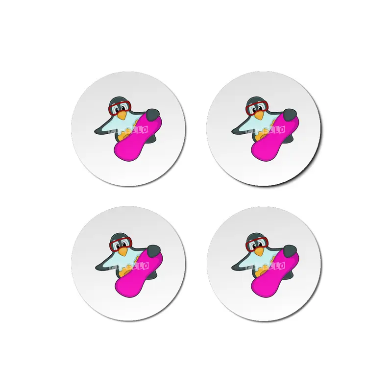 Penguin at Snowboard Sports & Ski goggles Bardak Altlığı