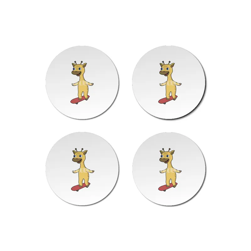 Giraffe as Skater with Skateboard Bardak Altlığı