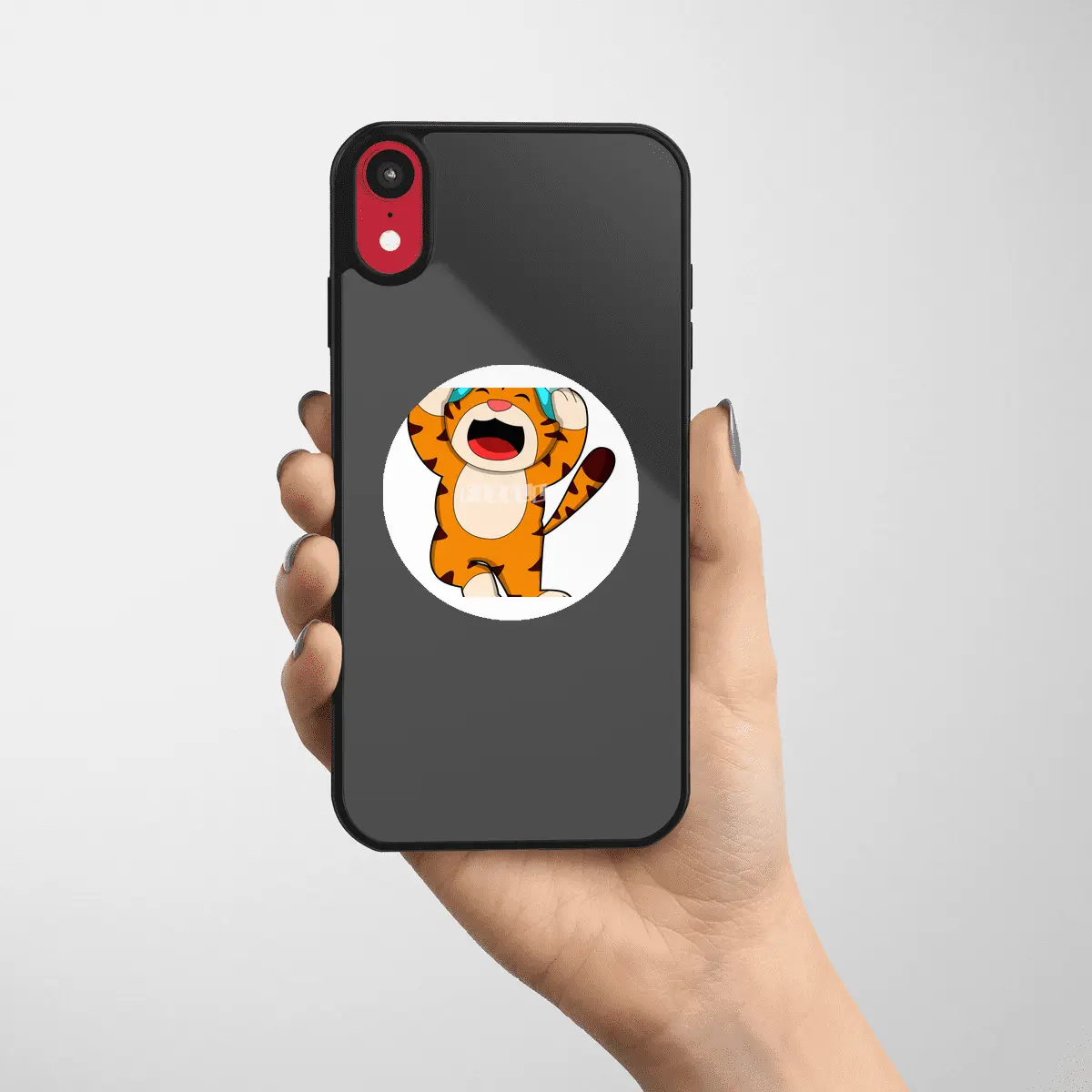 Tiger at Music with Headphone Etiket