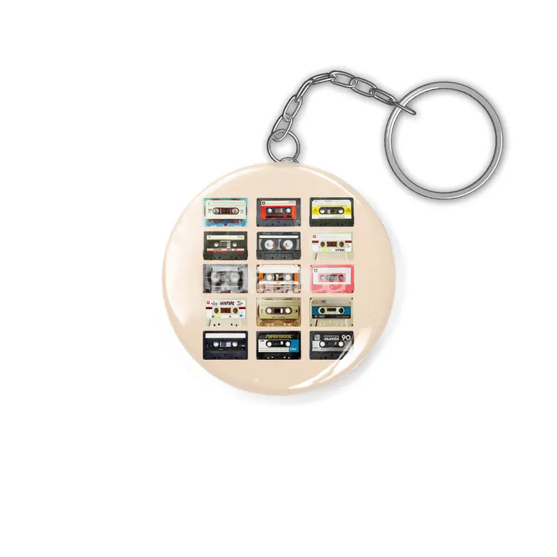 Collection of Retro 90s Cassette Tapes Anahtarlık