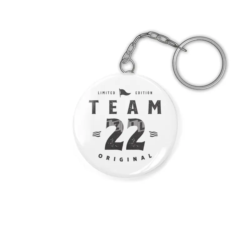 22nd Birthday Team 22 Years Old Anahtarlık