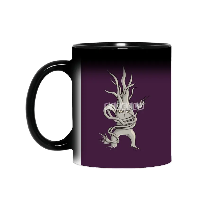Creepy Tree Creature With Tangled Branches Sihirli Kupa