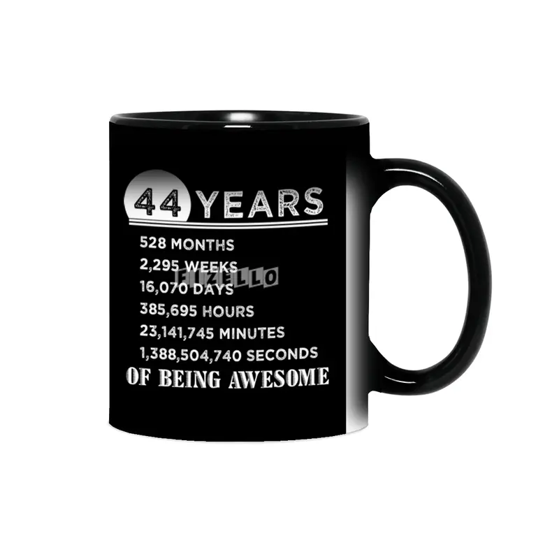 44th Birthday Gifts 44 Years Old of Being Awesome Sihirli Kupa