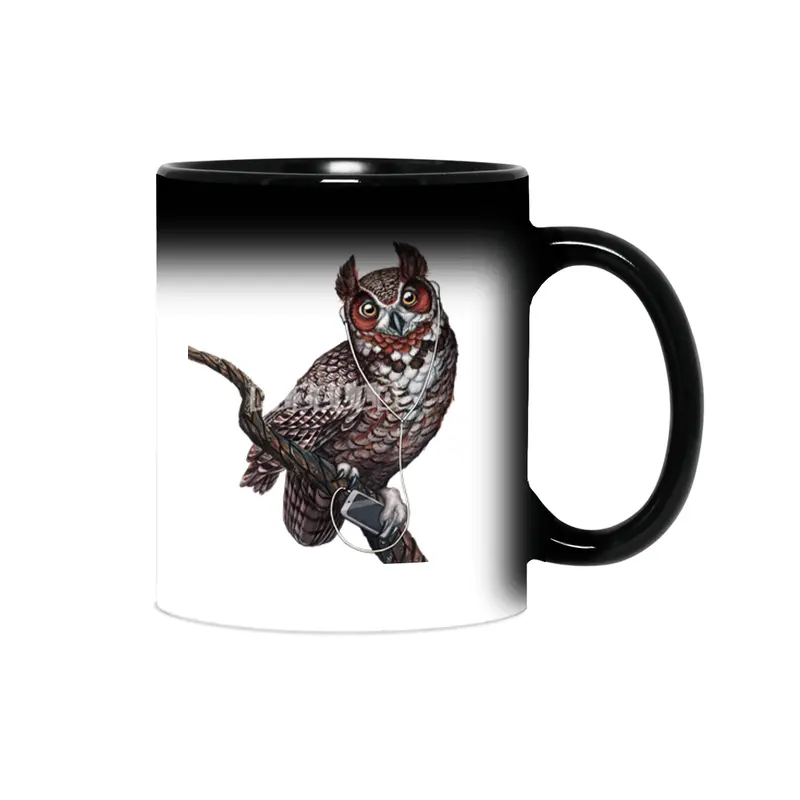 Great Horned Owl with Headphones  Sihirli Kupa