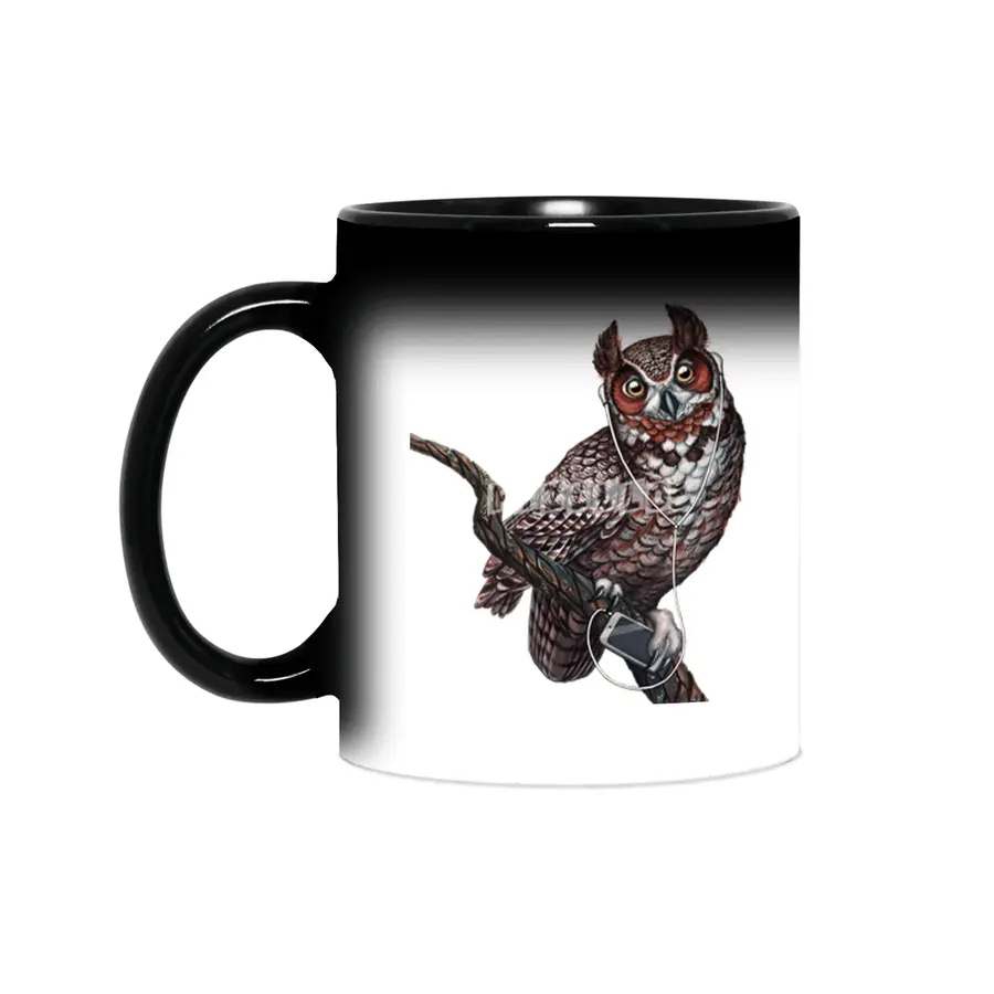 Great Horned Owl with Headphones  Sihirli Kupa