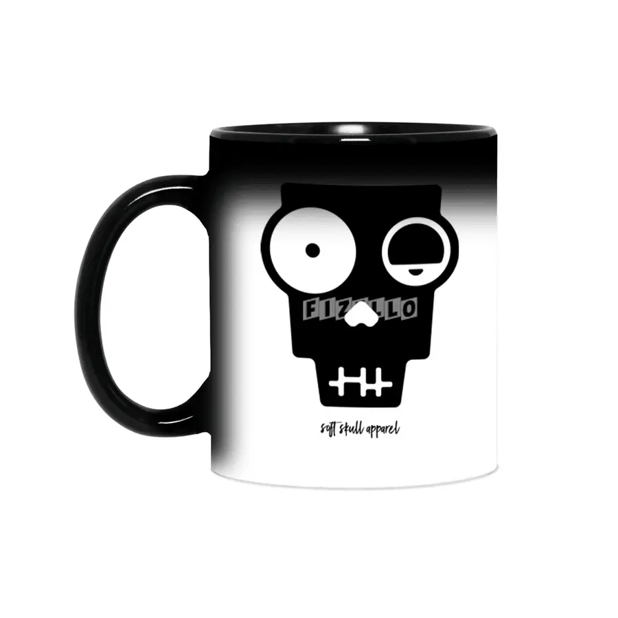 Soft Skull Zombie One in Black Sihirli Kupa