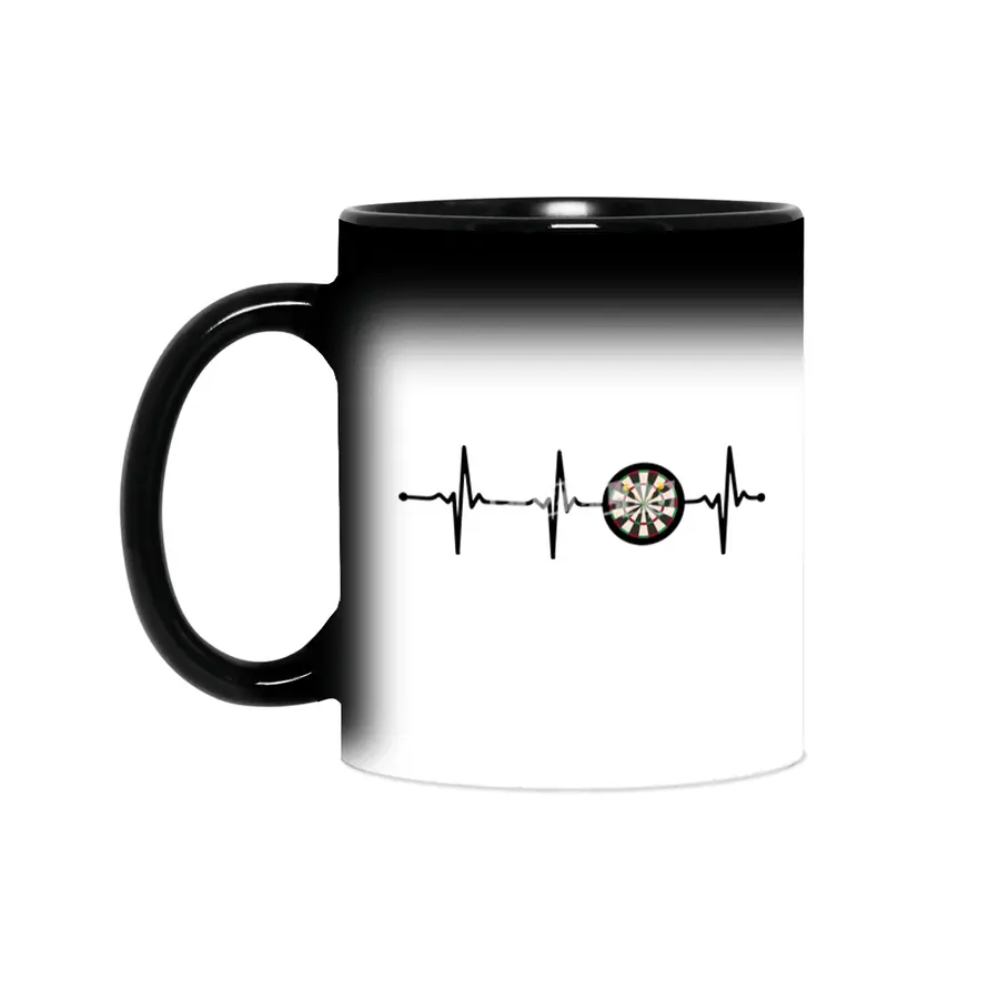 Darts Target on a Heartbeat Lineart ECG design Bv Sihirli Kupa