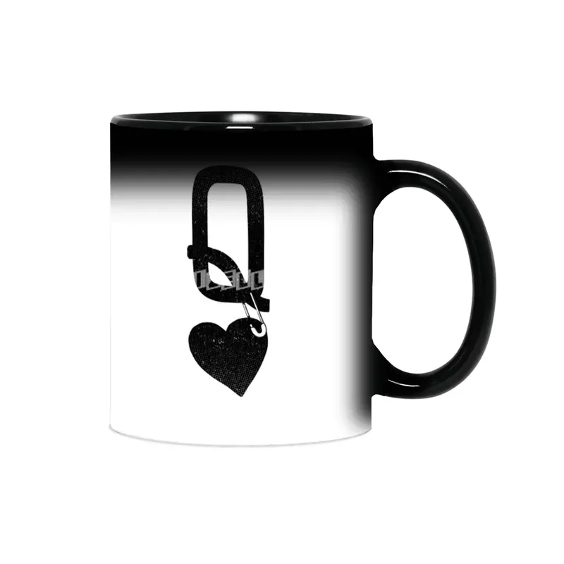 Queen Of Hearts Poker Black Sihirli Kupa