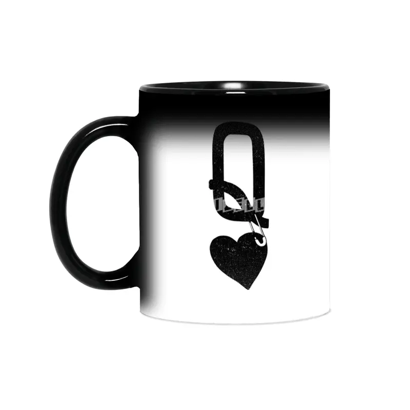 Queen Of Hearts Poker Black Sihirli Kupa