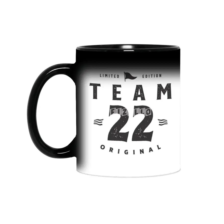 22nd Birthday Team 22 Years Old Sihirli Kupa