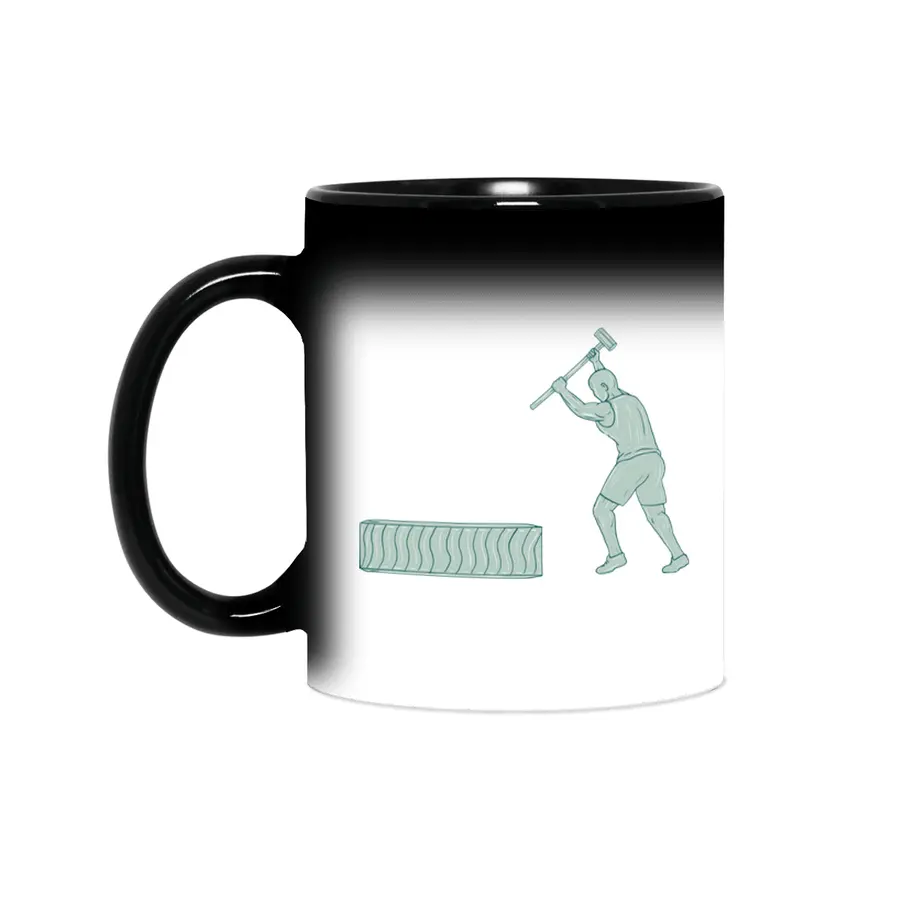 Fitness Athlete Sledge Hammer Striking Tire Drawing Sihirli Kupa