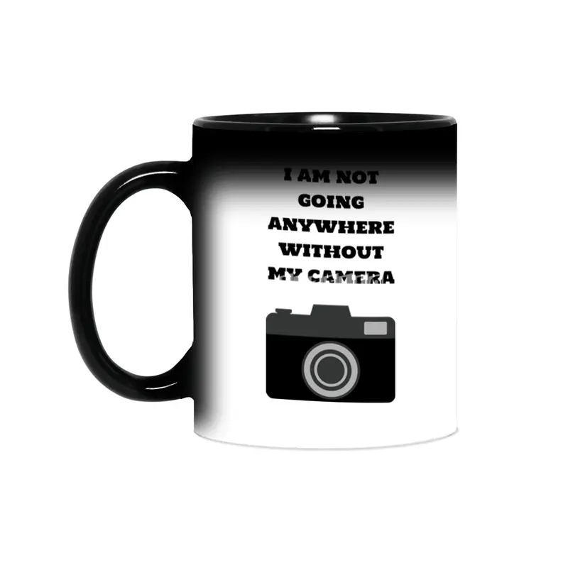 I am not going anywhere without my camera Sihirli Kupa