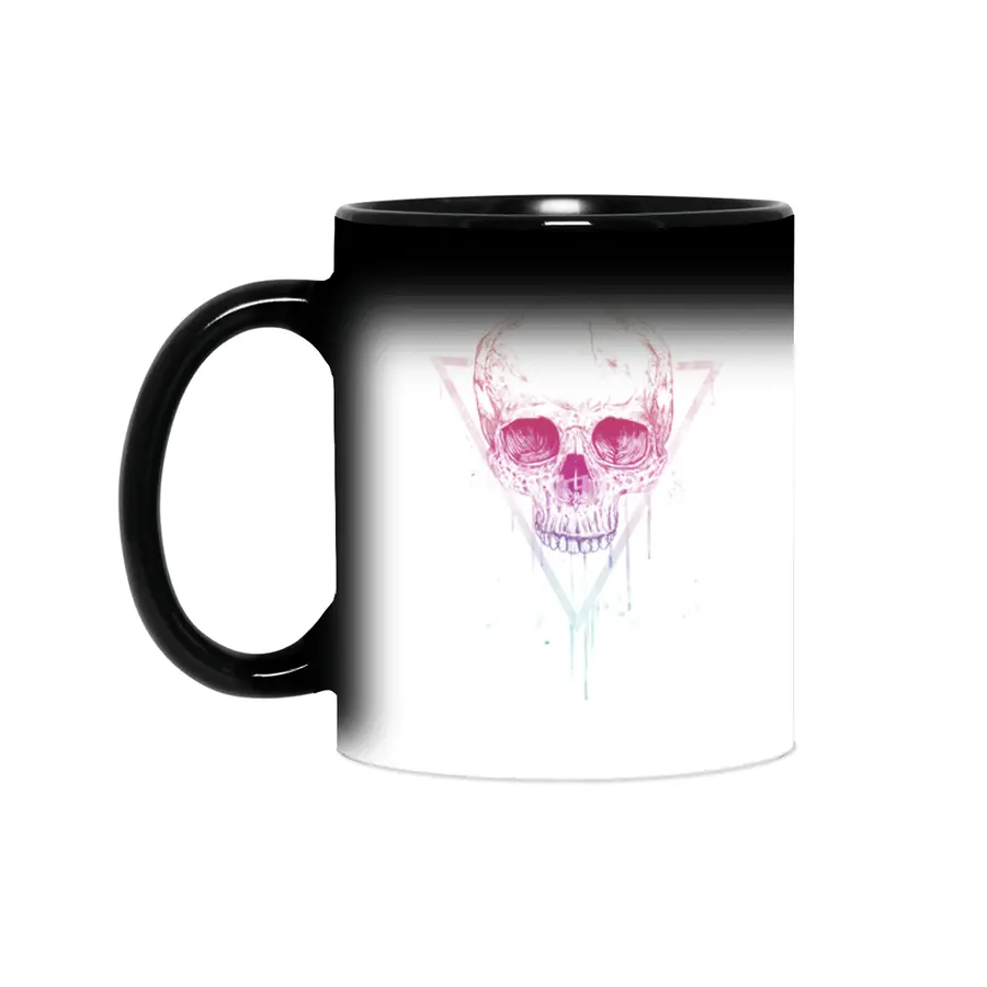 Skull in a triangle Sihirli Kupa