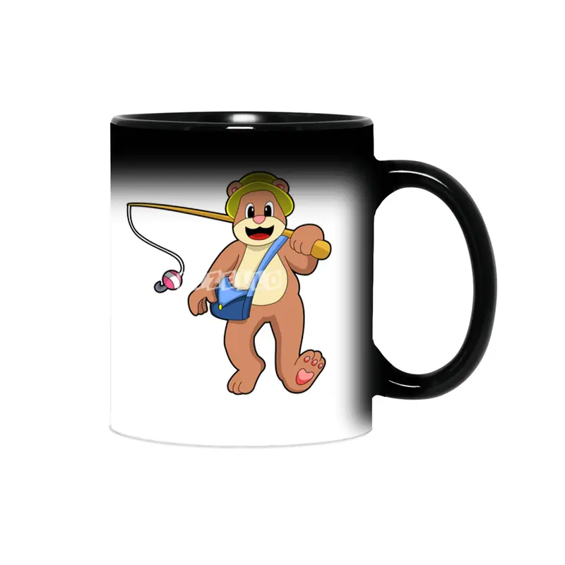 Bear at Fishing with Fishing rod Sihirli Kupa