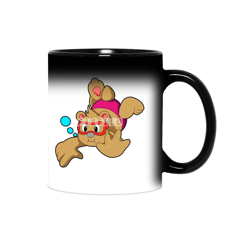 Bear at Swimming with Swimming goggles Sihirli Kupa