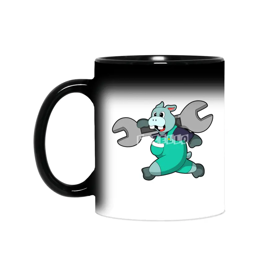 Hippo as Mechanic with Wrench Sihirli Kupa