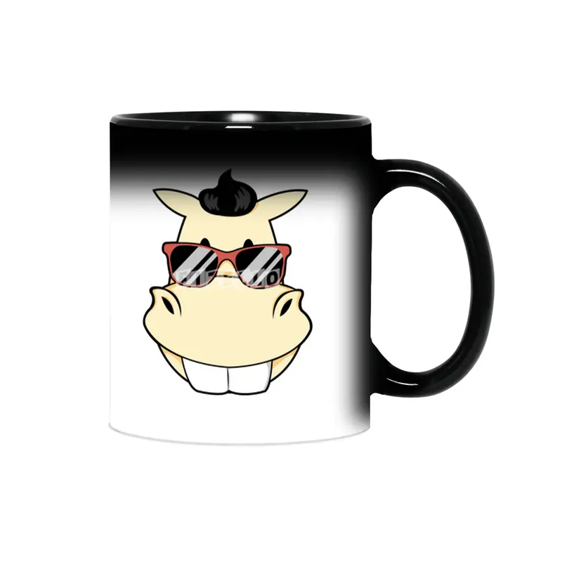 Horse with Sunglasses Sihirli Kupa