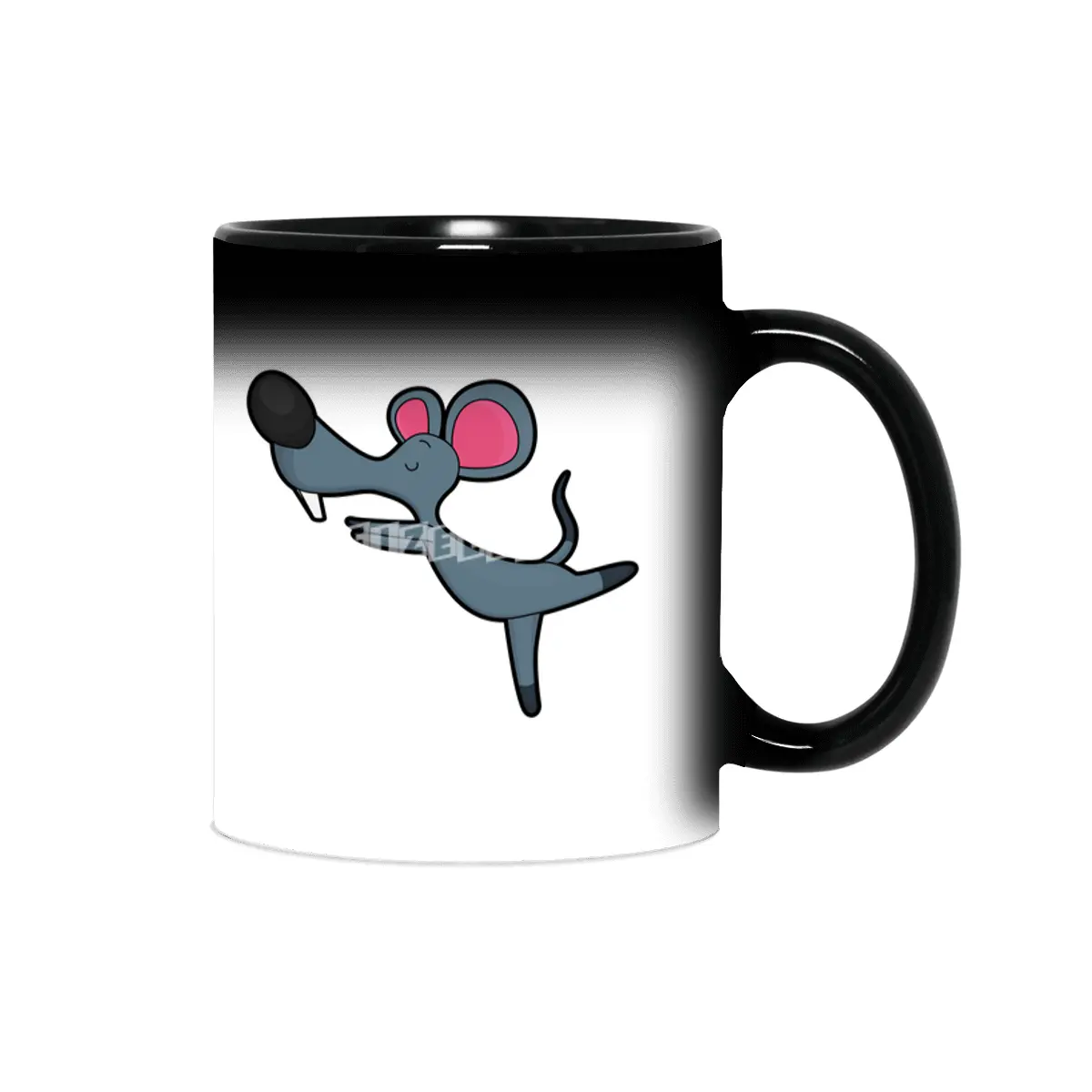 Mouse at Yoga Stretching exercise Sihirli Kupa