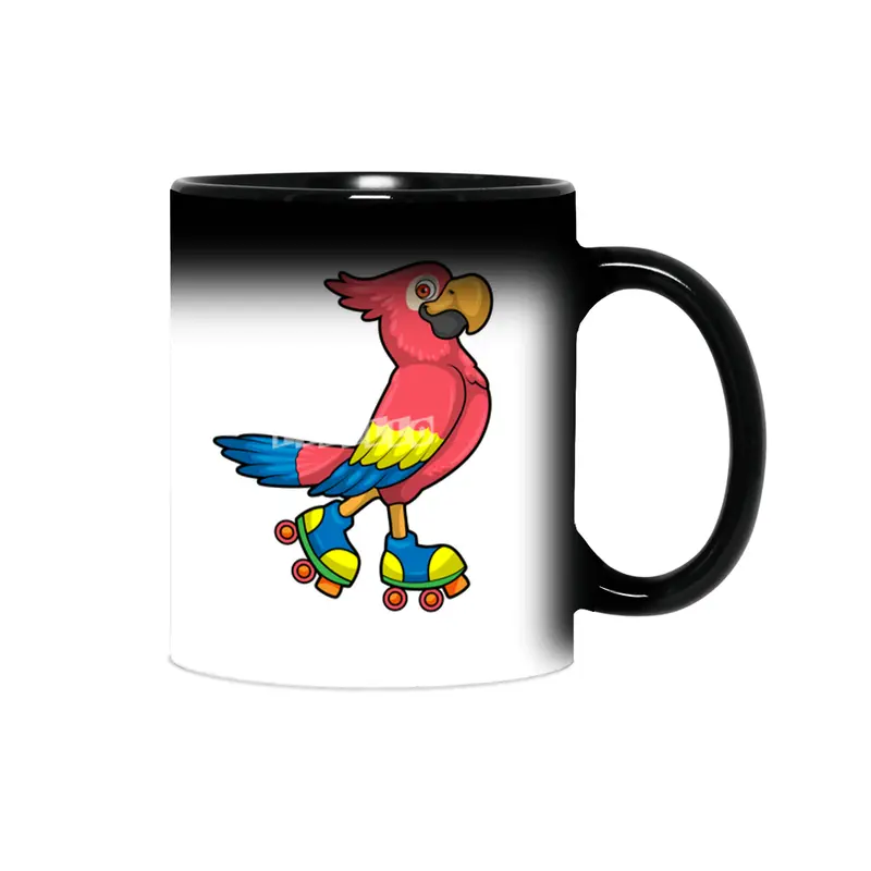 Parrot as Skater with Roller skates Sihirli Kupa