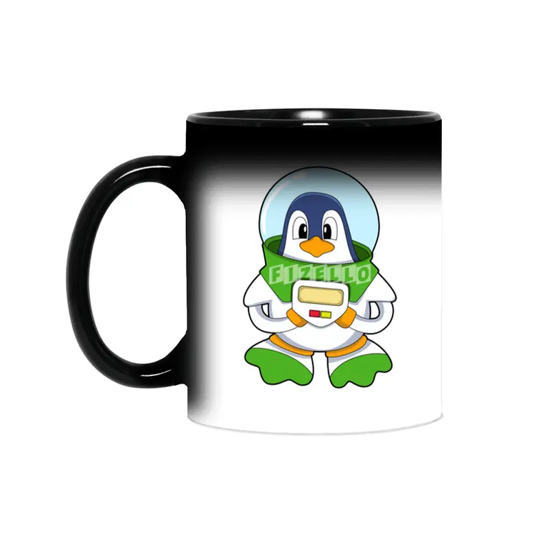 Penguin as Astronaut with Costume Sihirli Kupa