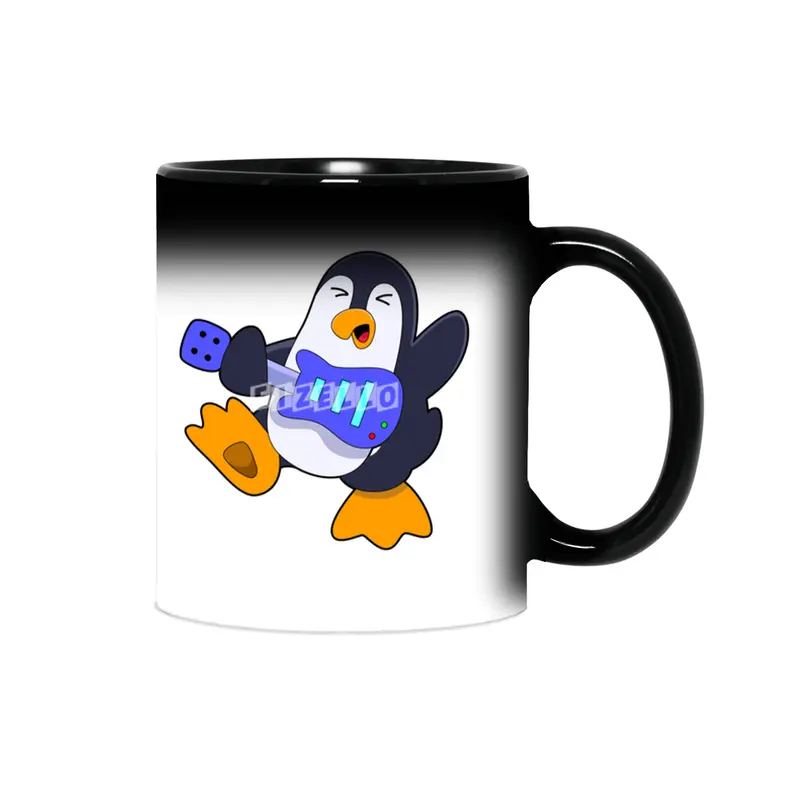 Penguin at Music with Guitar Sihirli Kupa