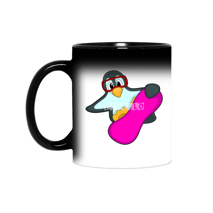 Penguin at Snowboard Sports & Ski goggles Sihirli Kupa