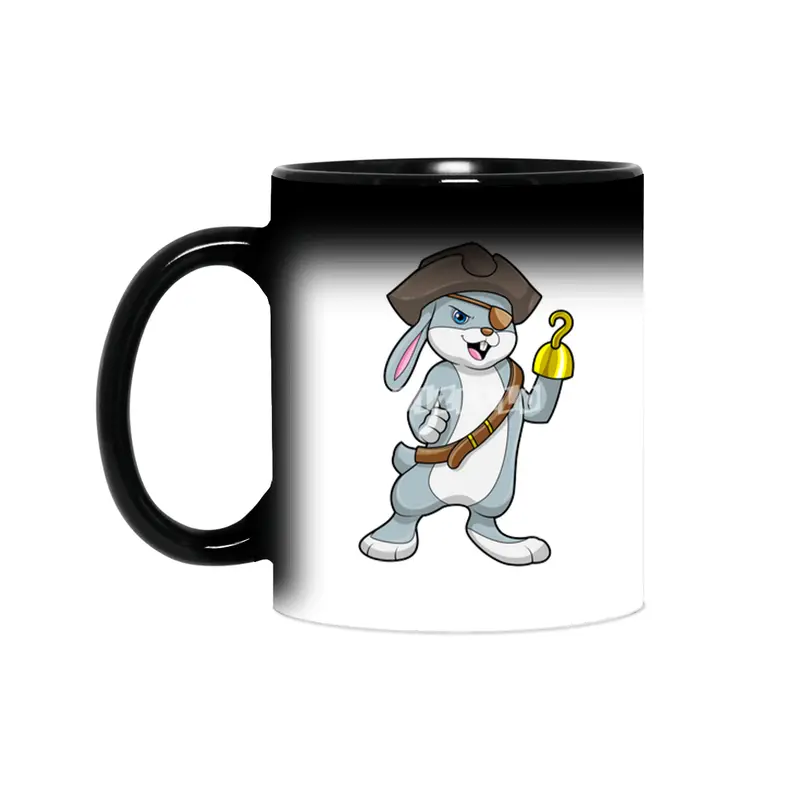 Rabbit as Pirate with Hook hand & Pirate hat Sihirli Kupa