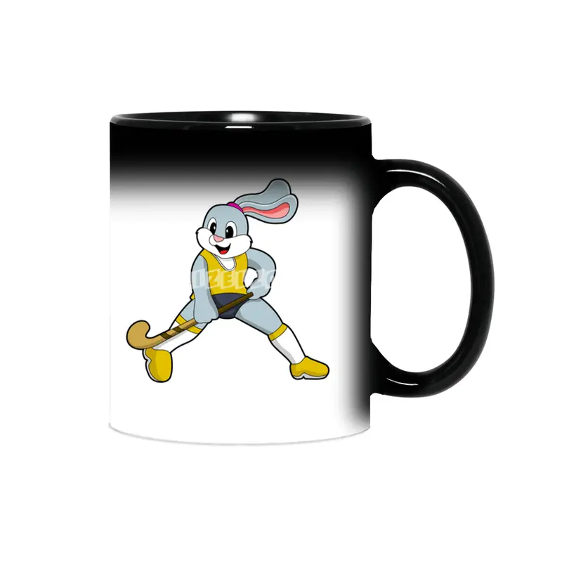 Rabbit at Hockey with Hockey bat Sihirli Kupa