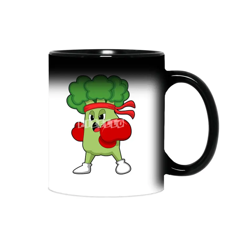 Broccoli at Boxing with Boxing gloves Sihirli Kupa