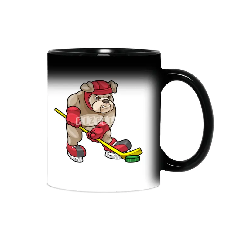 Bulldog at Ice hockey with Ice hockey stick Sihirli Kupa