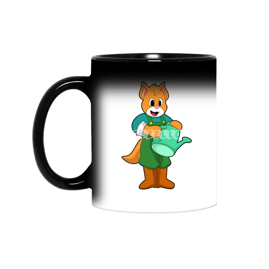Cat as Farmer with Watering can Sihirli Kupa