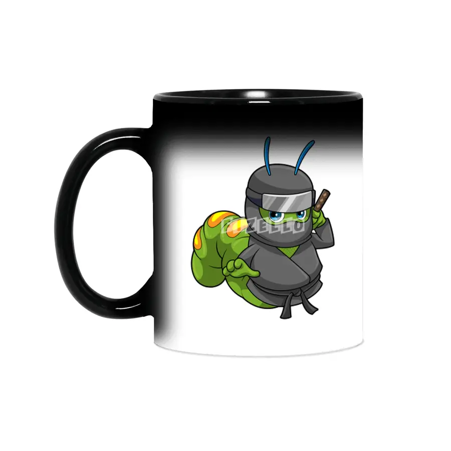 Caterpillar as Ninja with Sword Sihirli Kupa