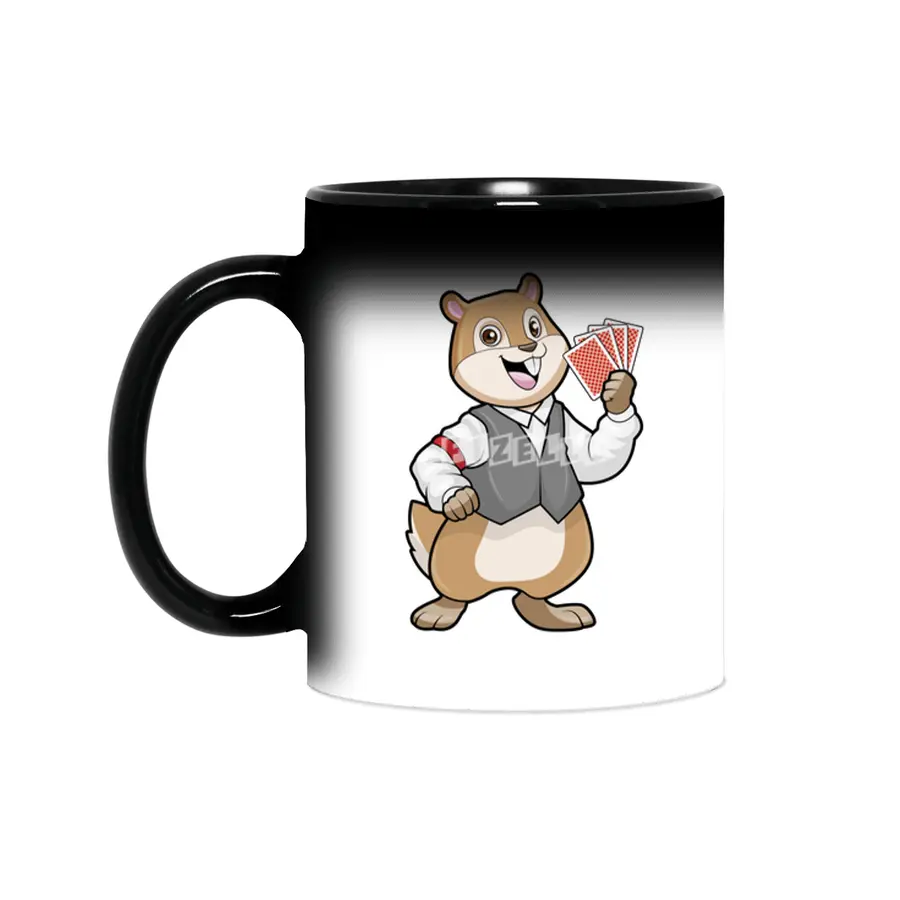 Chipmunk at Poker with Poker cards Sihirli Kupa